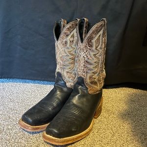 Justin cowboy boots